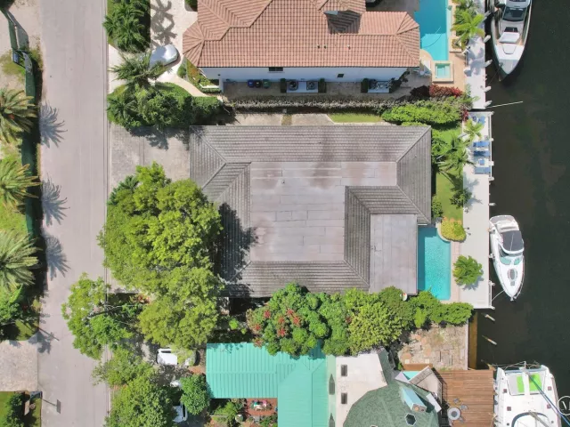 3-bedroom home for rent in Fort Lauderdale - 2427 Sea Island Drive - MondialRealty