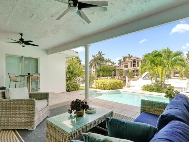 3-bedroom home for rent in Fort Lauderdale - 2427 Sea Island Drive - MondialRealty