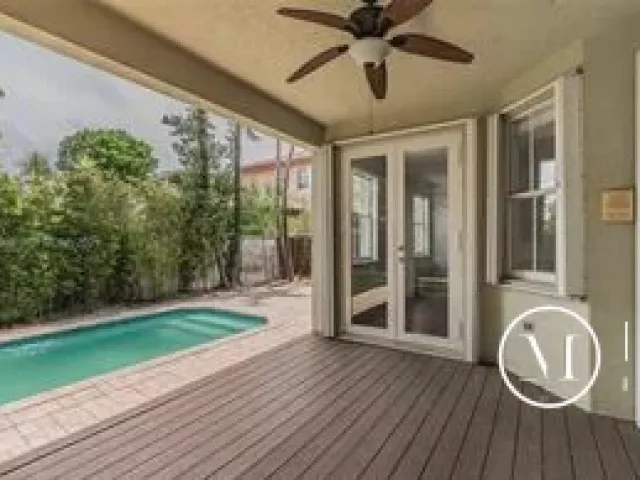 4-bedroom home for sale in Doral - 11344 NW 46th Lane - MondialRealty