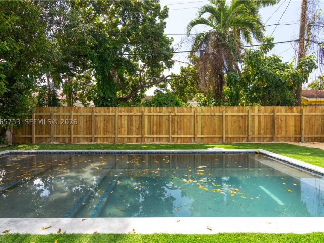 5-bedroom home for sale in Miami - 2360 SW 12th St - MondialRealty