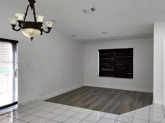 3-bedroom home for rent in Miami - 11570 SW 144th Path - MondialRealty