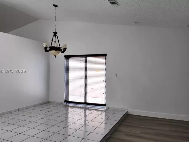 3-bedroom home for rent in Miami - 11570 SW 144th Path - MondialRealty
