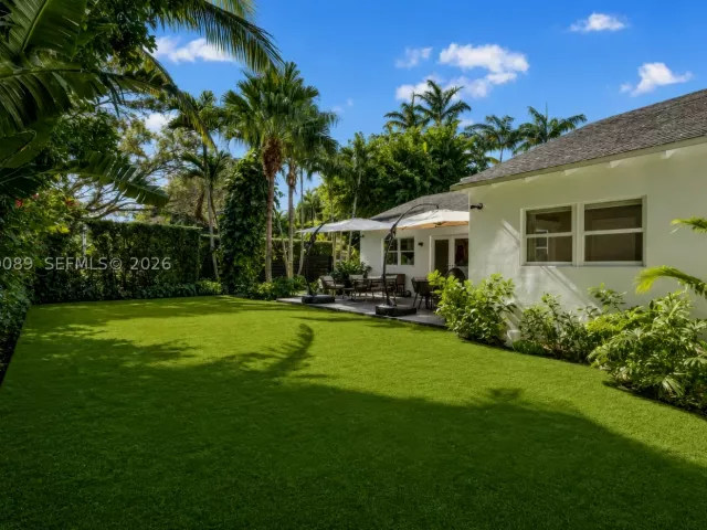 4-bedroom home for rent in Miami - 4011 HARDIE AVENUE - MondialRealty