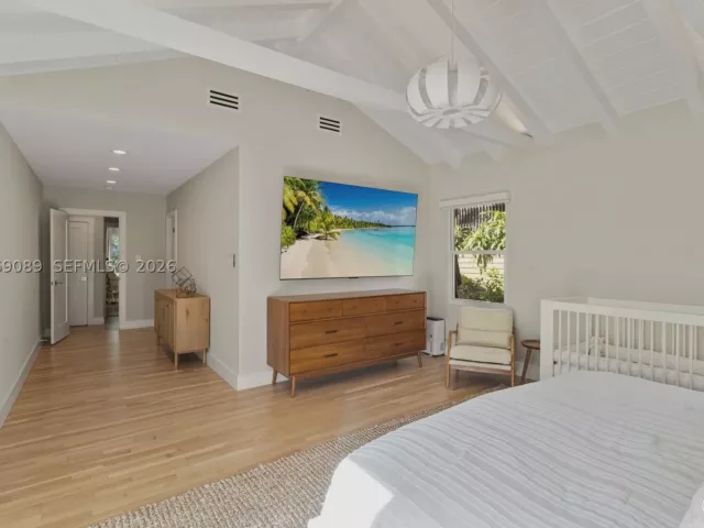 4-bedroom home for rent in Miami - 4011 HARDIE AVENUE - MondialRealty