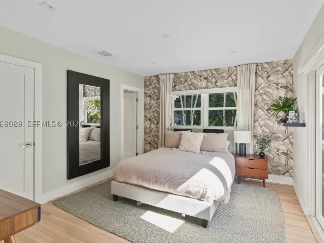 4-bedroom home for rent in Miami - 4011 HARDIE AVENUE - MondialRealty