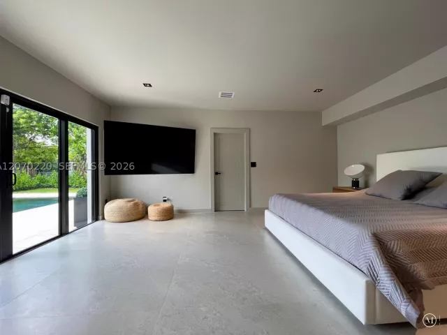 3-bedroom home for sale in Miami - 2155 SW 25th Ter - MondialRealty