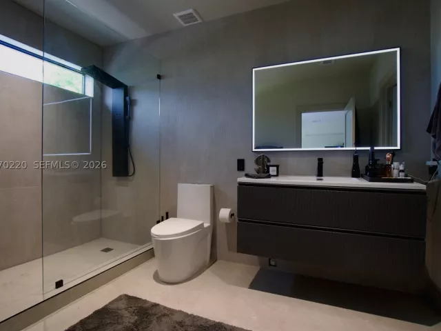 3-bedroom home for sale in Miami - 2155 SW 25th Ter - MondialRealty
