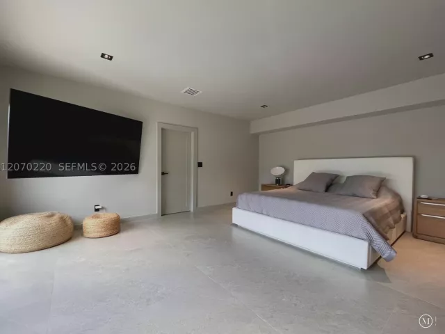 3-bedroom home for sale in Miami - 2155 SW 25th Ter - MondialRealty