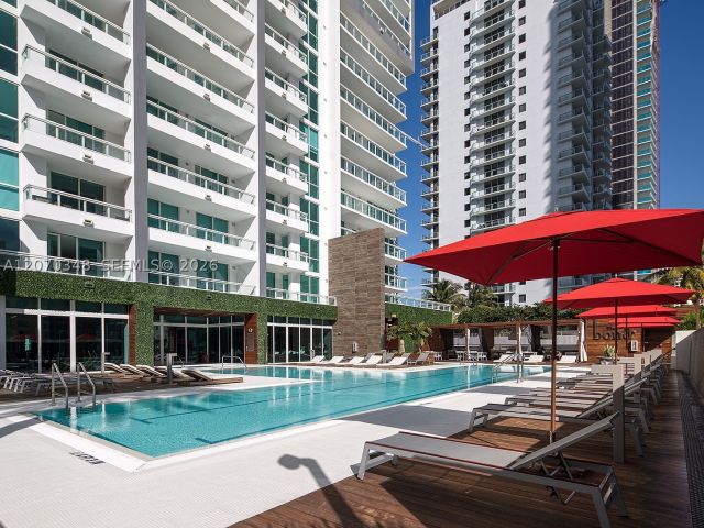 1-bedroom condo for rent in Miami - 1080 Brickell Ave 3207 - MondialRealty