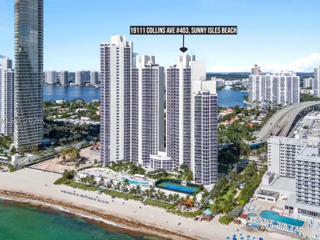 3-bedroom condo for sale in Sunny Isles Beach - 19111 Collins Ave 403 - MondialRealty