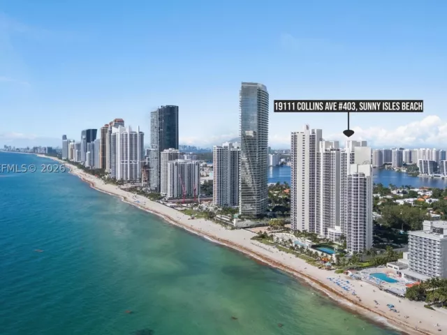 3-bedroom condo for sale in Sunny Isles Beach - 19111 Collins Ave 403 - MondialRealty