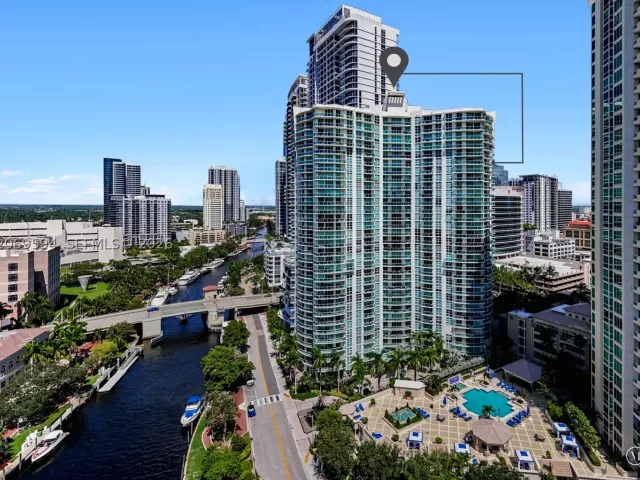 3-bedroom condo for sale in Fort Lauderdale - 347 N New River Dr E 2709 - MondialRealty