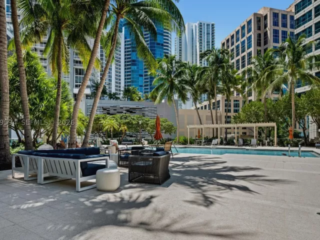 3-bedroom condo for sale in Fort Lauderdale - 347 N New River Dr E 2709 - MondialRealty