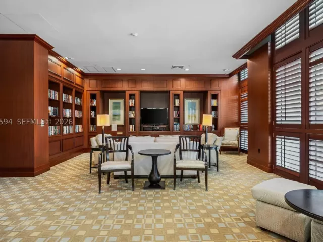 3-bedroom condo for sale in Fort Lauderdale - 347 N New River Dr E 2709 - MondialRealty