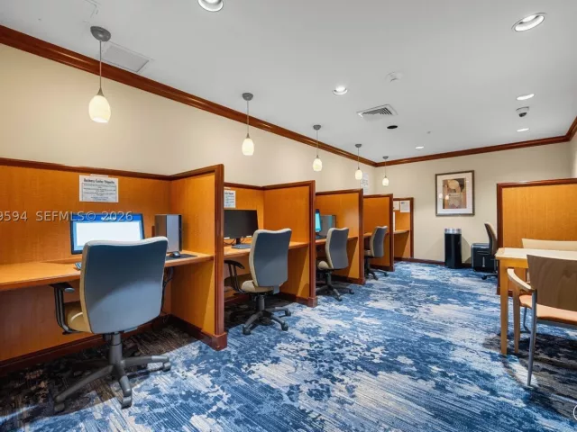 3-bedroom condo for sale in Fort Lauderdale - 347 N New River Dr E 2709 - MondialRealty