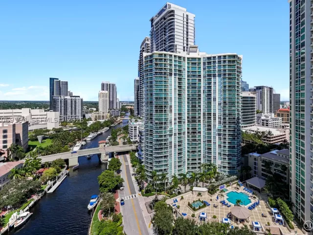 3-bedroom condo for sale in Fort Lauderdale - 347 N New River Dr E 2709 - MondialRealty