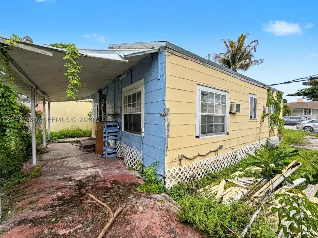 2-bedroom home for sale in Miami -  - MondialRealty