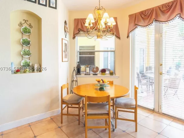 5-bedroom home for sale in Miami - 2610 SW 112th Ct - MondialRealty
