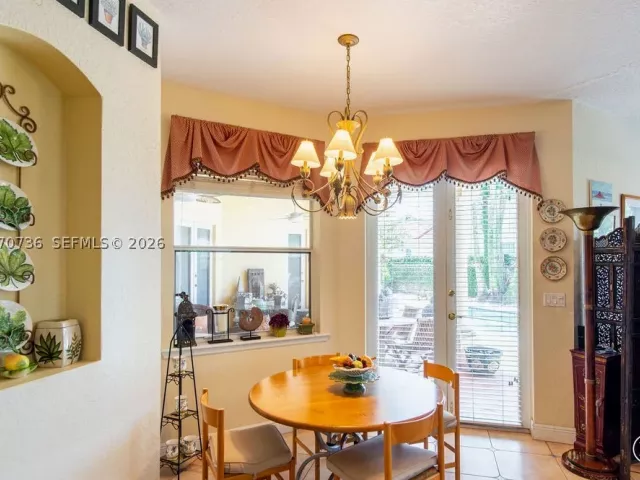 5-bedroom home for sale in Miami - 2610 SW 112th Ct - MondialRealty
