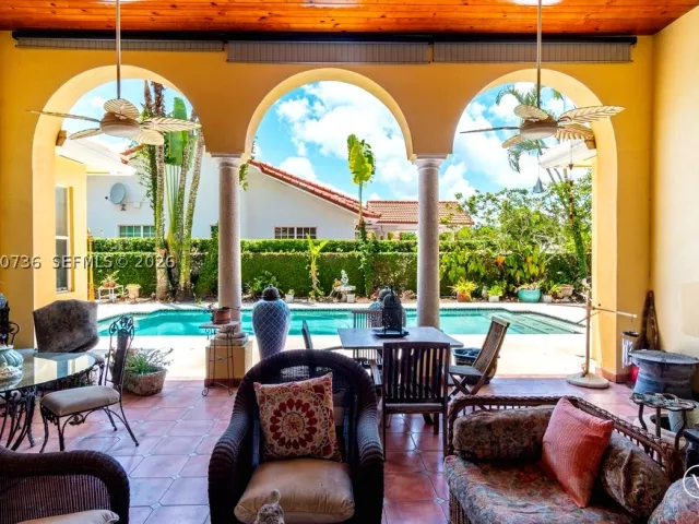 5-bedroom home for sale in Miami - 2610 SW 112th Ct - MondialRealty