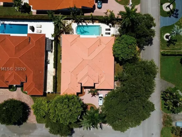 5-bedroom home for sale in Miami - 2610 SW 112th Ct - MondialRealty