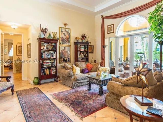 5-bedroom home for sale in Miami - 2610 SW 112th Ct - MondialRealty