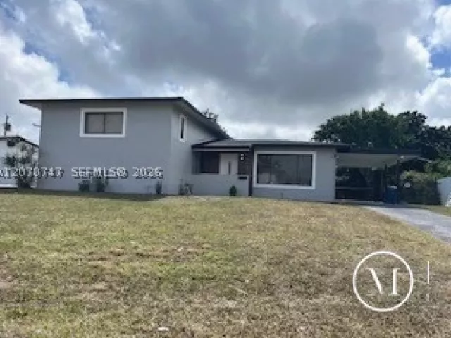 3-bedroom home for sale in Miami - 1230 NE 200th Ter - MondialRealty