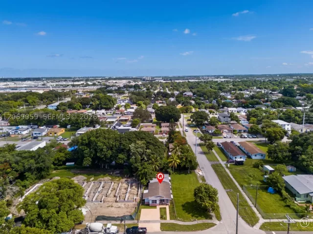 3-bedroom home for sale in Miami - 3111 NW 57th St - MondialRealty