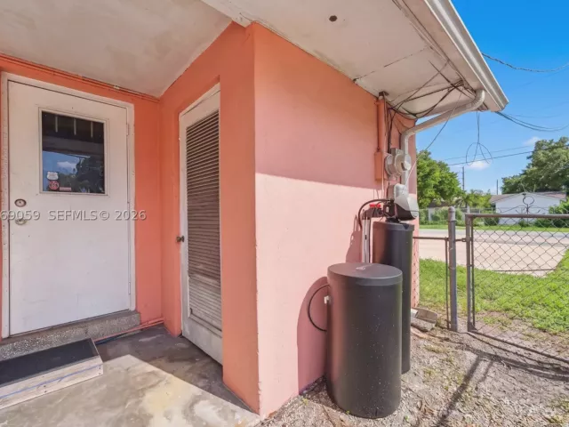 3-bedroom home for sale in Miami - 3111 NW 57th St - MondialRealty