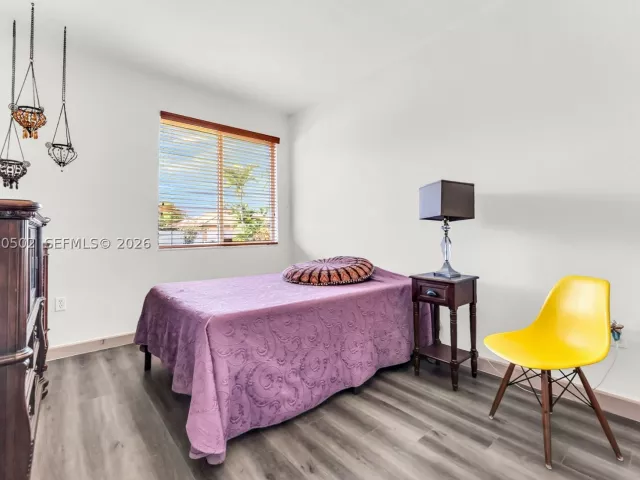 4-bedroom home for sale in Miami - 14591 SW 30th St - MondialRealty