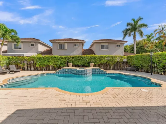 4-bedroom home for sale in Miami - 14591 SW 30th St - MondialRealty