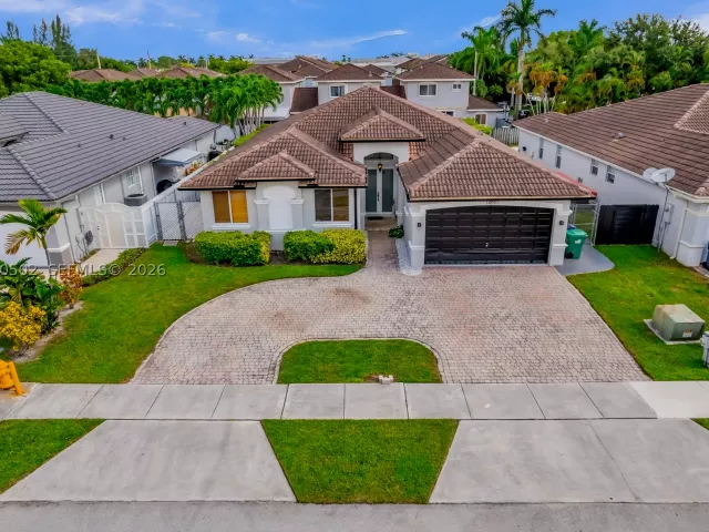 4-bedroom home for sale in Miami - 14591 SW 30th St - MondialRealty