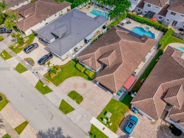 4-bedroom home for sale in Miami - 14591 SW 30th St - MondialRealty