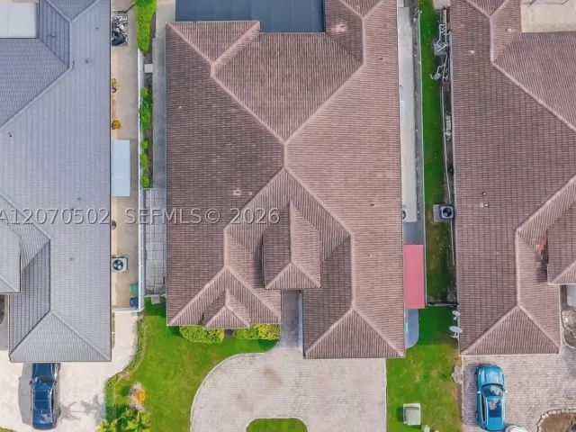 4-bedroom home for sale in Miami - 14591 SW 30th St - MondialRealty