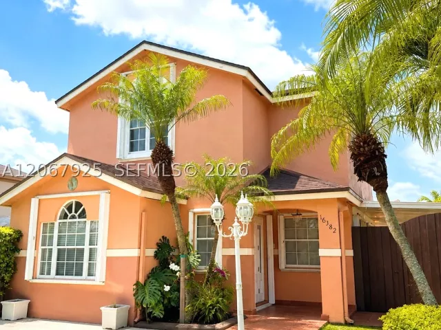 3-bedroom home for sale in Miami - 16382 SW 139th Ave - MondialRealty