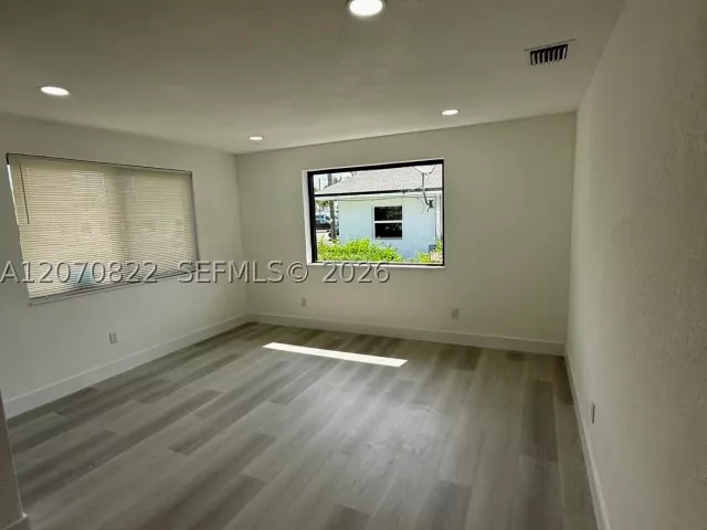 4-bedroom home for sale in Miami - 2944 NW 61st St - MondialRealty