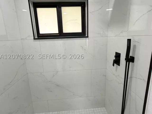 4-bedroom home for sale in Miami - 2944 NW 61st St - MondialRealty