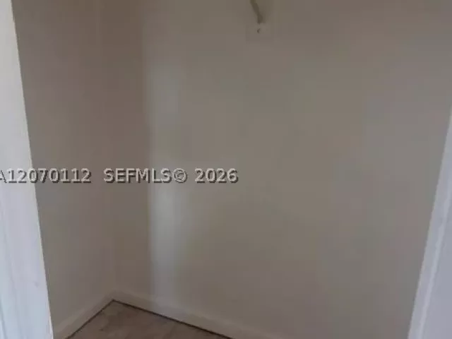 4-bedroom home for sale in Miami - 19920 SW 118th Pl - MondialRealty