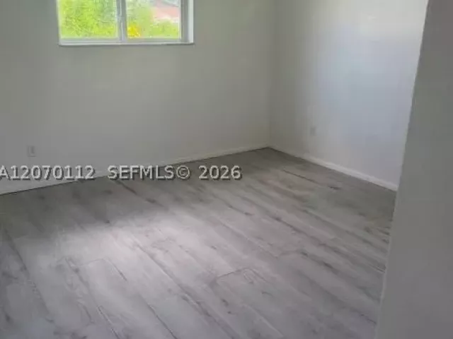 4-bedroom home for sale in Miami - 19920 SW 118th Pl - MondialRealty