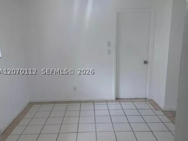4-bedroom home for sale in Miami - 19920 SW 118th Pl - MondialRealty