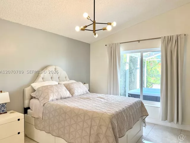 3-bedroom home for rent in Pembroke Pines - 415 NW 165th Ave - MondialRealty