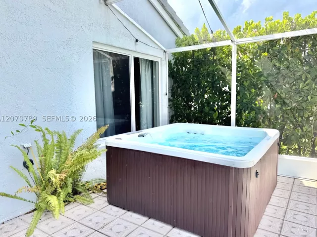 3-bedroom home for rent in Pembroke Pines - 415 NW 165th Ave - MondialRealty
