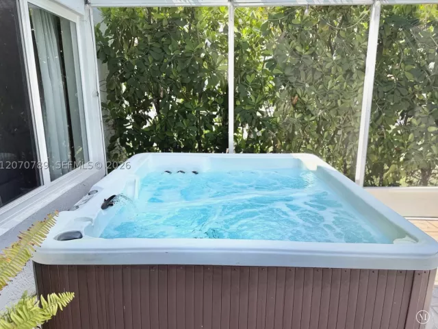 3-bedroom home for rent in Pembroke Pines - 415 NW 165th Ave - MondialRealty