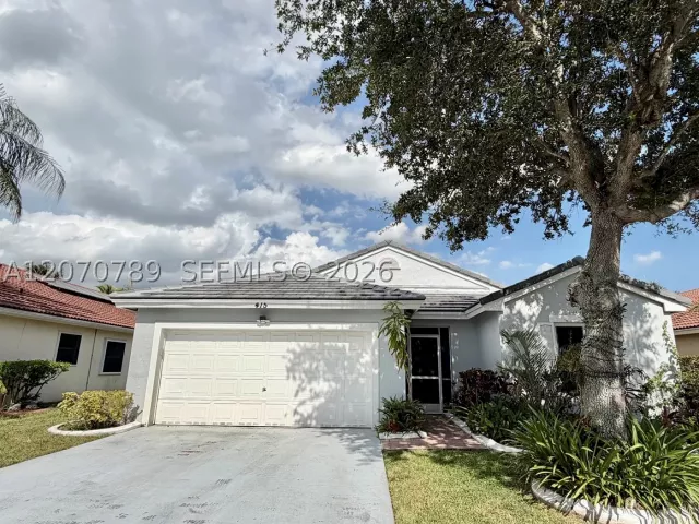 3-bedroom home for rent in Pembroke Pines - 415 NW 165th Ave - MondialRealty