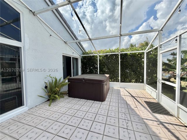 3-bedroom home for rent in Pembroke Pines - 415 NW 165th Ave - MondialRealty