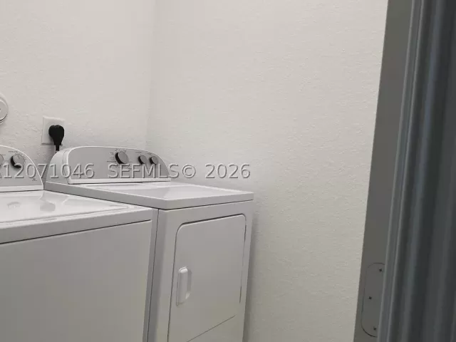 3-bedroom home for rent in Pembroke Pines - 11362 SW 15th St - MondialRealty
