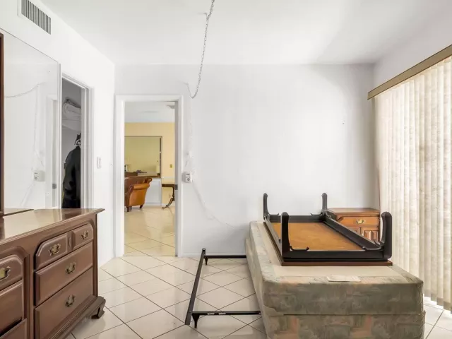 2-bedroom home for rent in Pompano Beach - 3304 SE 11TH Street - MondialRealty