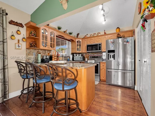 3-bedroom home for sale in Miami - 12916 SW 150th Ter - MondialRealty