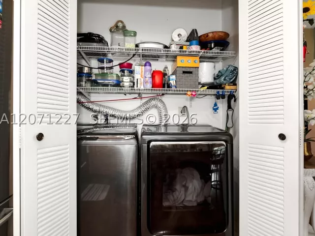 3-bedroom home for sale in Miami - 12916 SW 150th Ter - MondialRealty