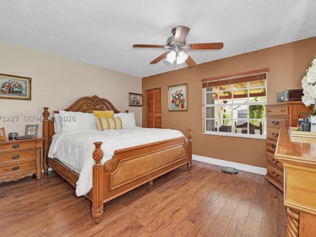 3-bedroom home for sale in Miami - 12916 SW 150th Ter - MondialRealty